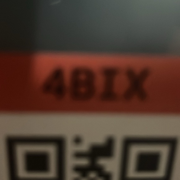 Esmee Long Wavy Strawberry Blonde Wig Natural Synthetic Hair 24” - Picture 5 of 5